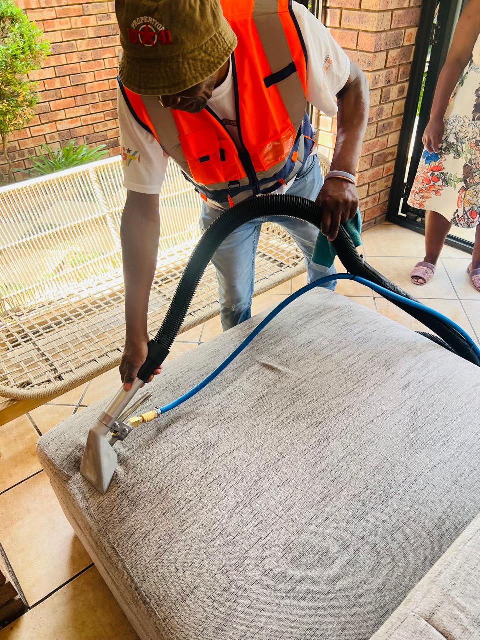 Fabric odour treatment